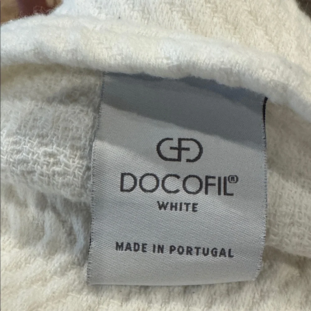 DOCOFIL PORTUGAL set of 2 Euro Pillow Shams 100% cotton 26 x 26 White Chevron